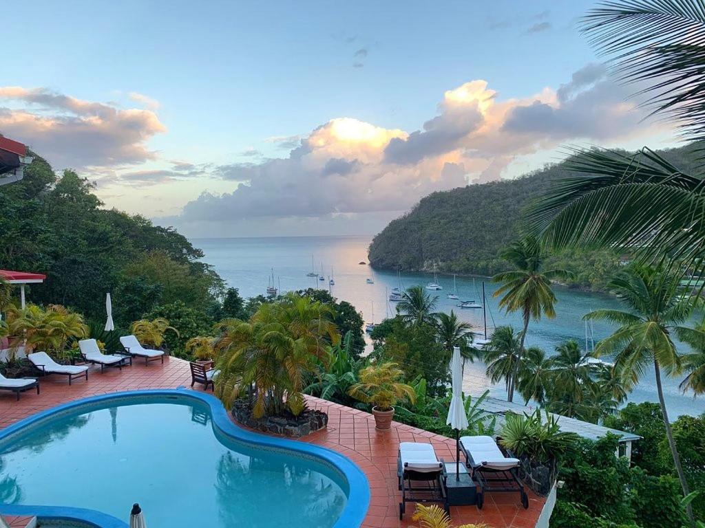 Marigot Palms Luxury Caribbean Apartment Suites Ngoại thất bức ảnh